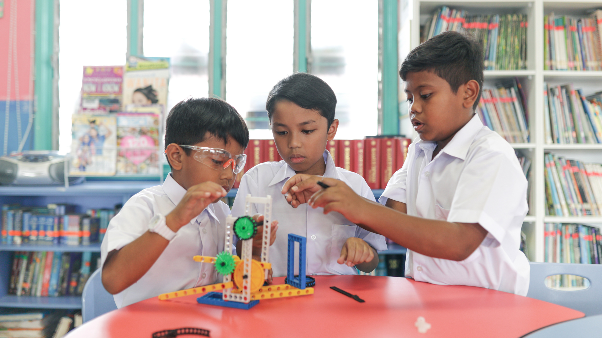 The Importance of extracurricular activities and their key role in education